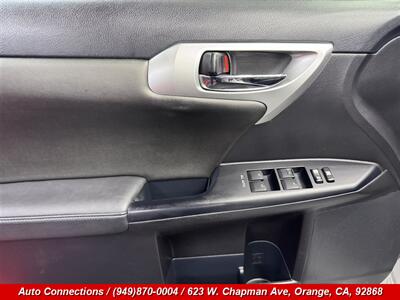 2013 Lexus CT 200h   - Photo 24 - Orange, CA 92868