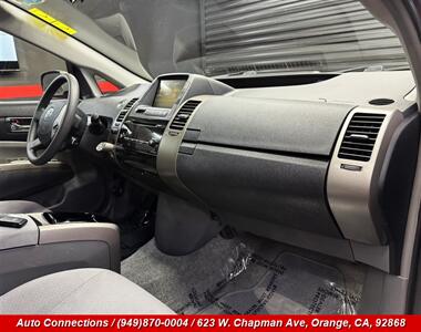 2009 Toyota Prius - Photo 10 - Orange, CA 92868