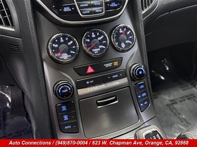2016 Hyundai Genesis Coupe 3.8 R-Spec - Photo 15 - Orange, CA 92868