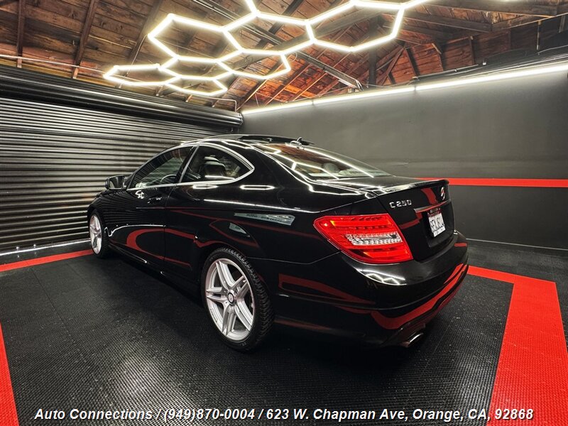 2015 Mercedes Benz C 250 photo 3