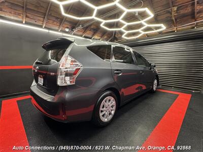 2012 Toyota Prius v Three - Photo 3 - Orange, CA 92868