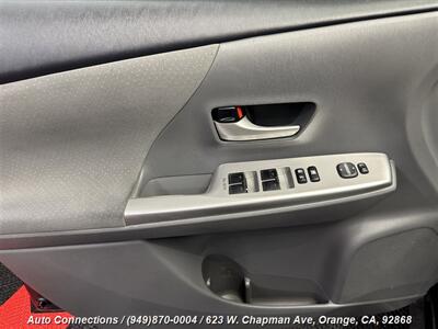 2012 Toyota Prius v Three - Photo 20 - Orange, CA 92868