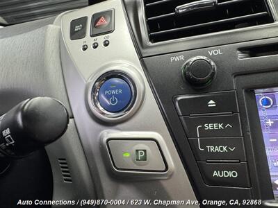 2012 Toyota Prius v Three - Photo 19 - Orange, CA 92868