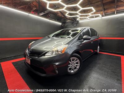 2012 Toyota Prius v Three - Photo 2 - Orange, CA 92868