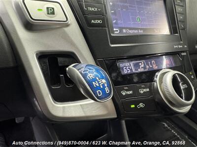 2012 Toyota Prius v Three - Photo 15 - Orange, CA 92868