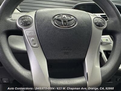 2012 Toyota Prius v Three - Photo 13 - Orange, CA 92868