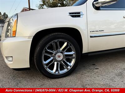 2012 Cadillac Escalade Platinum Edition - Photo 41 - Orange, CA 92868