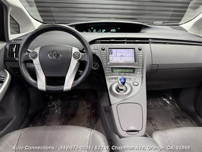 2010 Toyota Prius IV   - Photo 12 - Orange, CA 92868