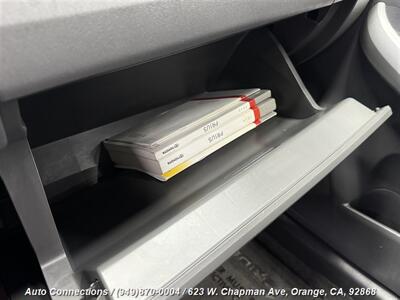 2010 Toyota Prius IV   - Photo 27 - Orange, CA 92868