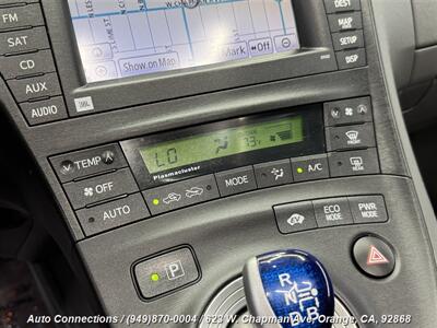 2010 Toyota Prius IV   - Photo 16 - Orange, CA 92868