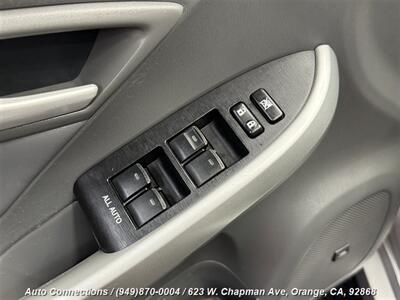 2010 Toyota Prius IV   - Photo 25 - Orange, CA 92868
