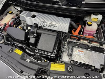 2010 Toyota Prius IV   - Photo 29 - Orange, CA 92868