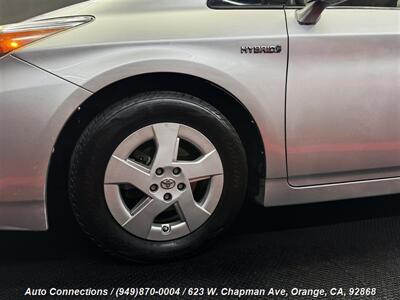 2010 Toyota Prius IV   - Photo 35 - Orange, CA 92868