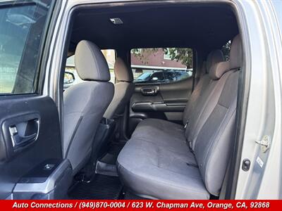 2019 Toyota Tacoma TRD Sport   - Photo 9 - Orange, CA 92868