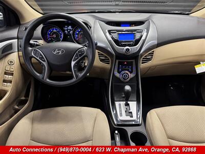 2013 Hyundai ELANTRA GLS - Photo 12 - Orange, CA 92868