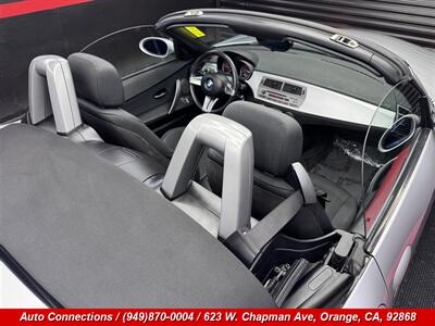 2003 BMW Z4 2.5i   - Photo 19 - Orange, CA 92868