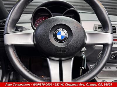 2003 BMW Z4 2.5i   - Photo 10 - Orange, CA 92868
