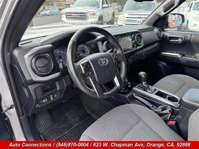 2019 Toyota Tacoma TRD Sport   - Photo 10 - Orange, CA 92868