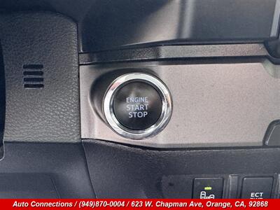 2019 Toyota Tacoma TRD Sport   - Photo 16 - Orange, CA 92868