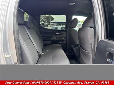 2019 Toyota Tacoma TRD Sport   - Photo 8 - Orange, CA 92868