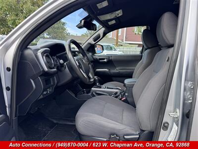 2019 Toyota Tacoma TRD Sport   - Photo 6 - Orange, CA 92868