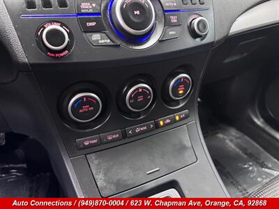 2013 Mazda Mazda3 i Touring   - Photo 15 - Orange, CA 92868
