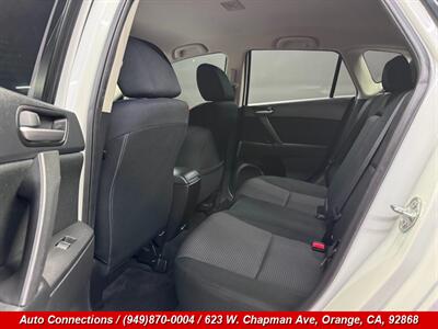 2013 Mazda Mazda3 i Touring   - Photo 9 - Orange, CA 92868