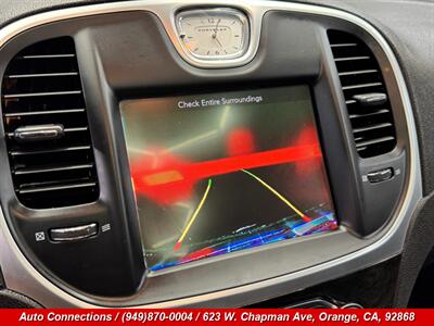 2016 Chrysler 300C   - Photo 17 - Orange, CA 92868