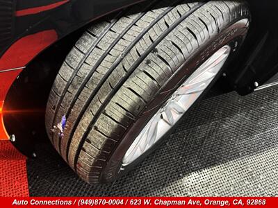 2016 Chrysler 300C   - Photo 38 - Orange, CA 92868