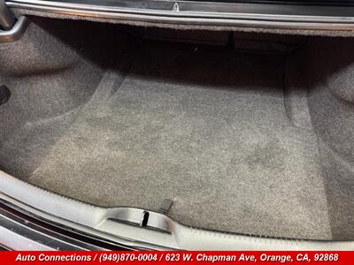 2016 Chrysler 300C   - Photo 32 - Orange, CA 92868