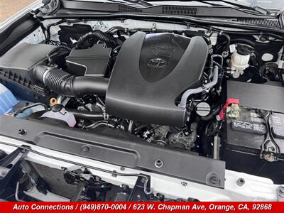 2022 Toyota Tacoma SR V6   - Photo 23 - Orange, CA 92868