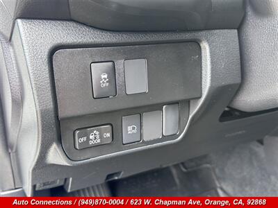 2022 Toyota Tacoma SR V6   - Photo 20 - Orange, CA 92868