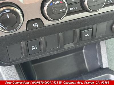 2022 Toyota Tacoma SR V6   - Photo 15 - Orange, CA 92868