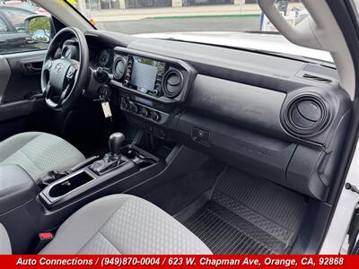 2022 Toyota Tacoma SR V6   - Photo 10 - Orange, CA 92868