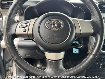 2007 Toyota FJ Cruiser   - Photo 15 - Orange, CA 92868