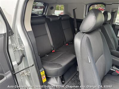 2007 Toyota FJ Cruiser   - Photo 10 - Orange, CA 92868