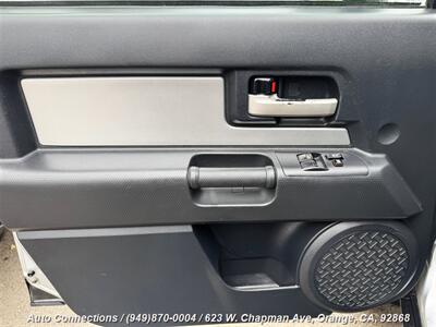 2007 Toyota FJ Cruiser   - Photo 23 - Orange, CA 92868
