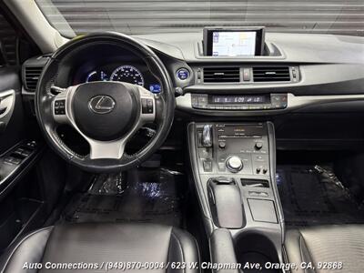 2013 Lexus CT 200h   - Photo 12 - Orange, CA 92868
