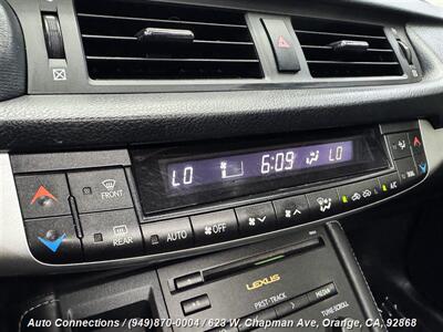 2013 Lexus CT 200h   - Photo 19 - Orange, CA 92868
