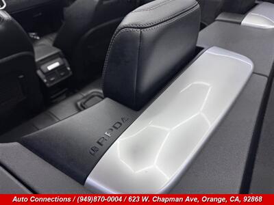 2018 Land Rover Range Rover Evoque Convertible SE Dynamic - Photo 34 - Orange, CA 92868