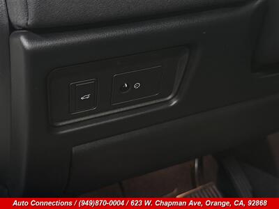 2018 Land Rover Range Rover Evoque Convertible SE Dynamic - Photo 25 - Orange, CA 92868