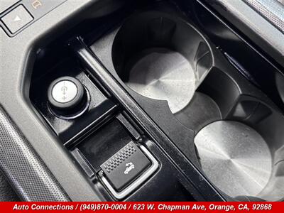 2018 Land Rover Range Rover Evoque Convertible SE Dynamic - Photo 19 - Orange, CA 92868