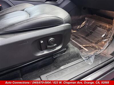 2019 Land Rover Range Rover Evoque SE   - Photo 23 - Orange, CA 92868