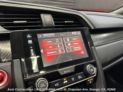 2018 Honda Civic Si   - Photo 21 - Orange, CA 92868