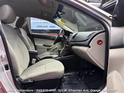 2010 Kia Forte LX   - Photo 7 - Orange, CA 92868