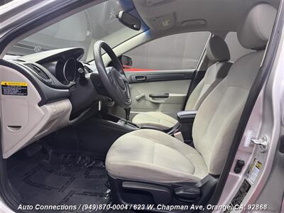 2010 Kia Forte LX   - Photo 6 - Orange, CA 92868