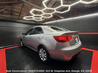 2010 Kia Forte LX   - Photo 4 - Orange, CA 92868