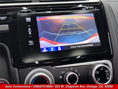 2015 Honda Fit EX   - Photo 18 - Orange, CA 92868