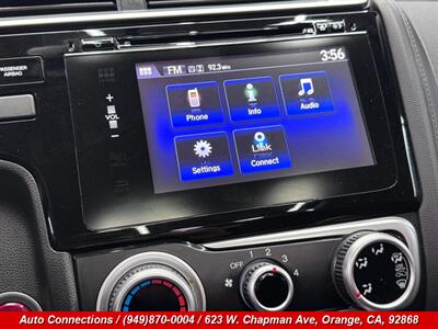 2015 Honda Fit EX   - Photo 16 - Orange, CA 92868