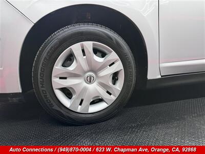 2012 Nissan Versa 1.8 S   - Photo 25 - Orange, CA 92868
